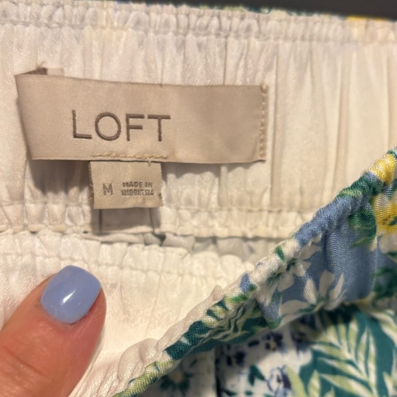 Women's LOFT short skirt - Beautiful Spring Colors - Size Medium NWOT - Picture 5 of 13